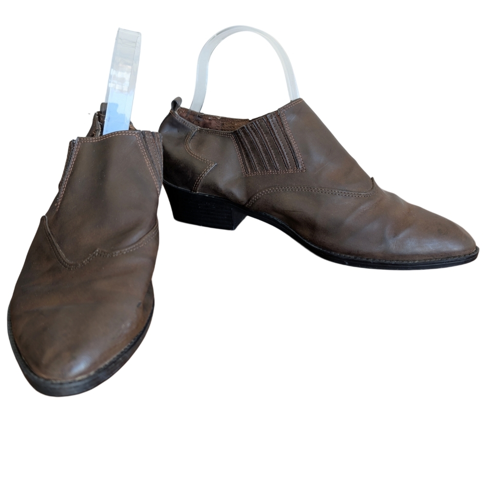 Vintage Nevada Women's US 8.5 Brown Vegan  Leather Short Ankle Boots Pointed Toe